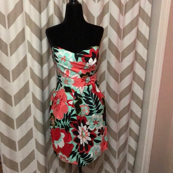 Teeze Me Dresses & Skirts - Floral strapless dress with pockets!!!
